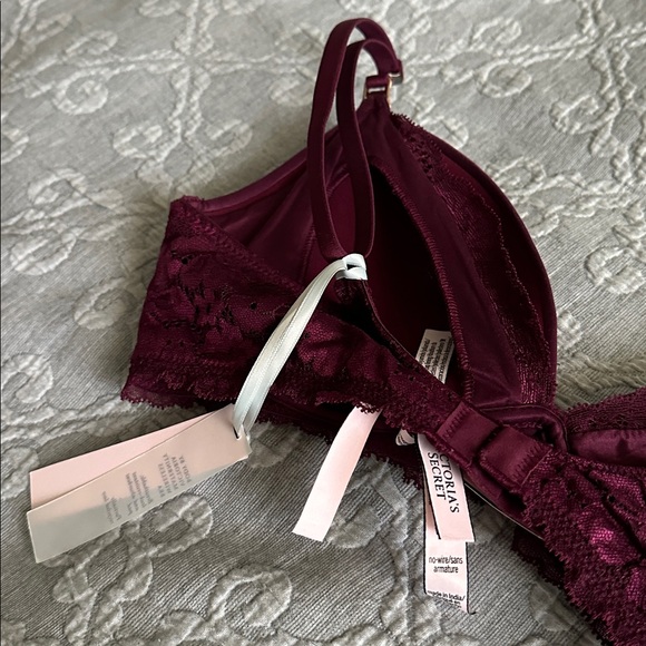 Victoria's Secret Deep Purple Lace Bra Maternity Nursing - Picture 6 of 10